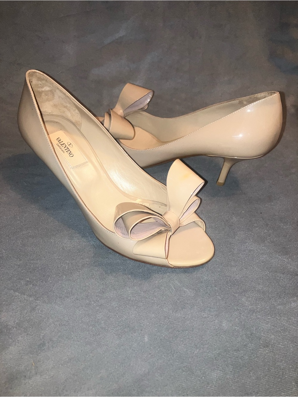 Valentino Garavani Leather Peep-Toe Kitten Heels Excellent Condition